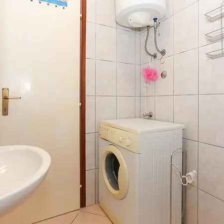 Ivan Apartment *