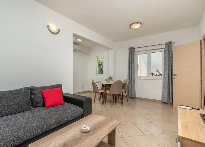 Ivan Appartamento Traù